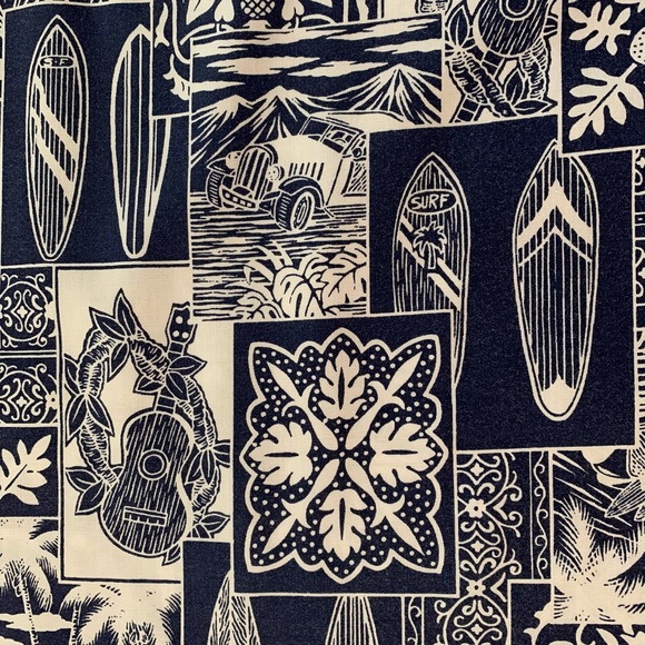 🌴 “Royal Creations” Hawaiian Aloha Camp Shirt size L - Picture 9 of 12